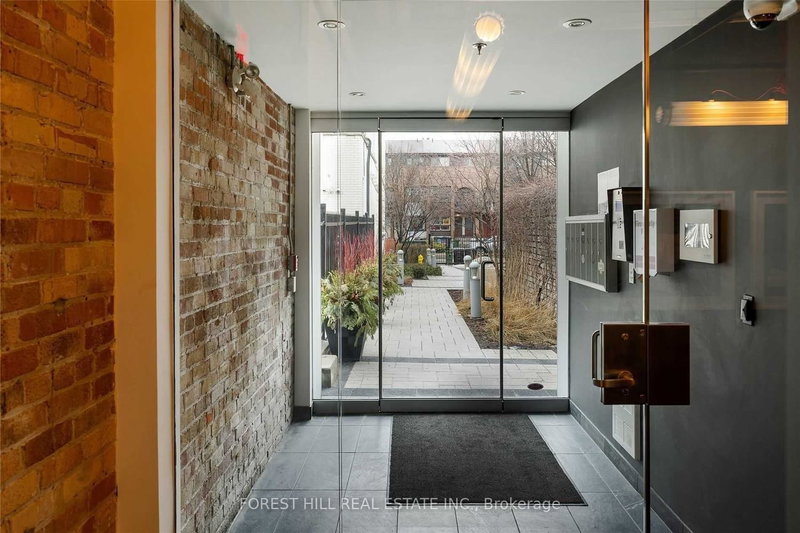 201 - 113 Dupont St, Toronto, M5R 1V4 | Image 2