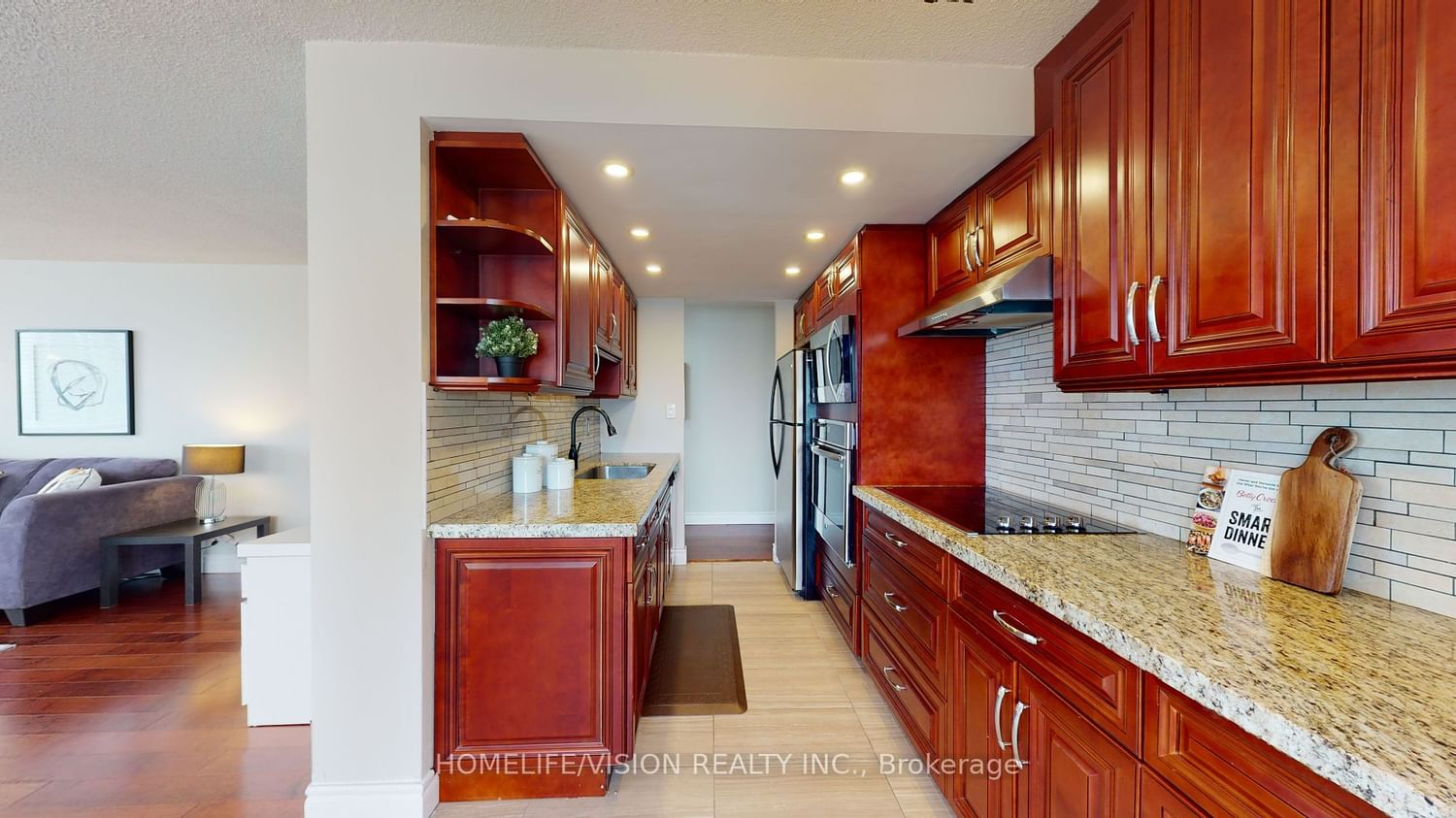 Listing Image 7