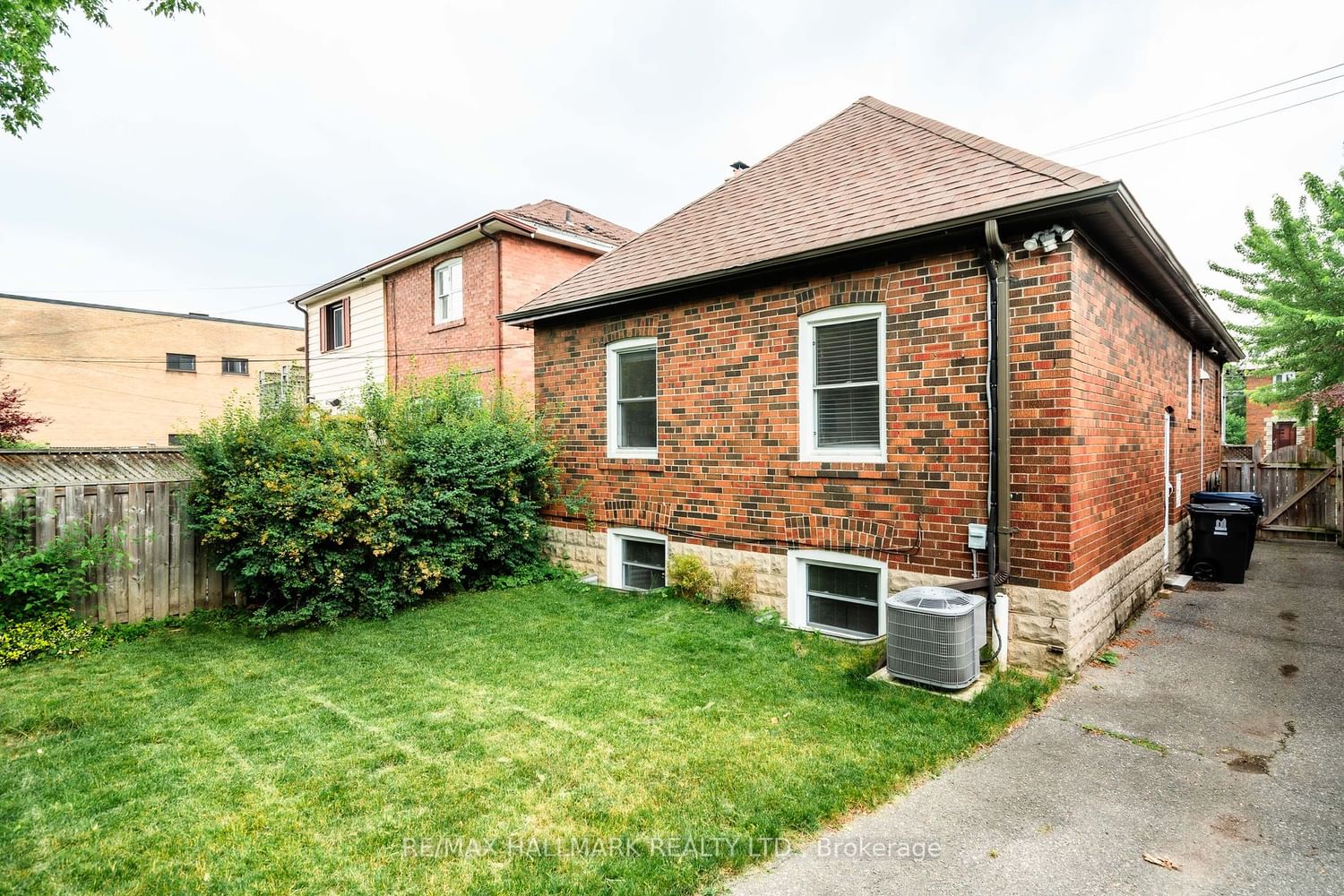 Listing Image 35