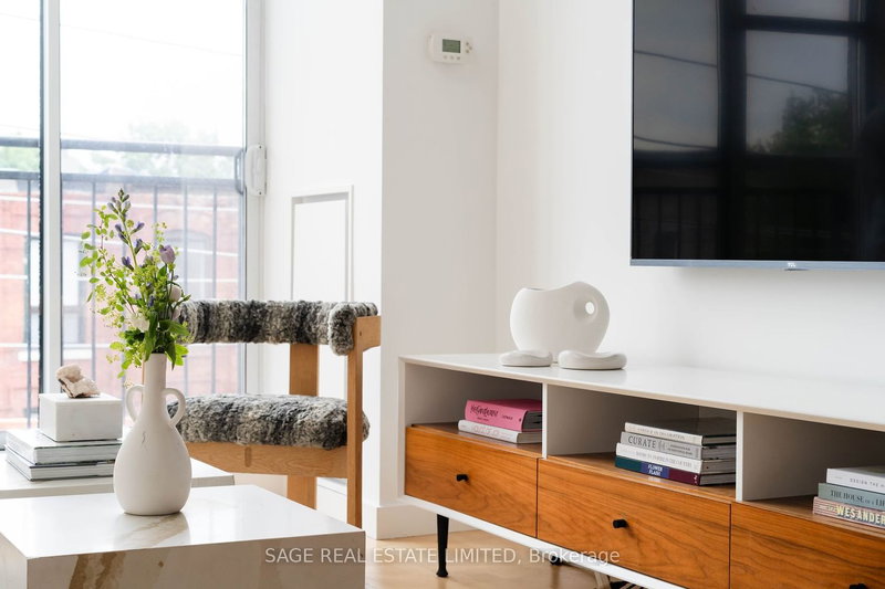 407 - 955 Queen St W, Toronto, M6J 3X5 | Image 3