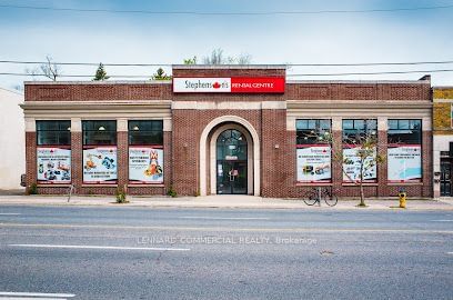 Building in 832 Eglinton Avenue