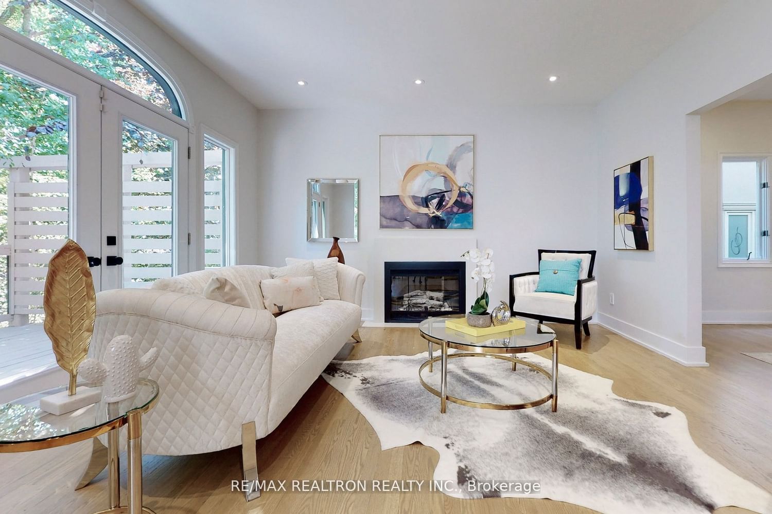 Listing Image 21
