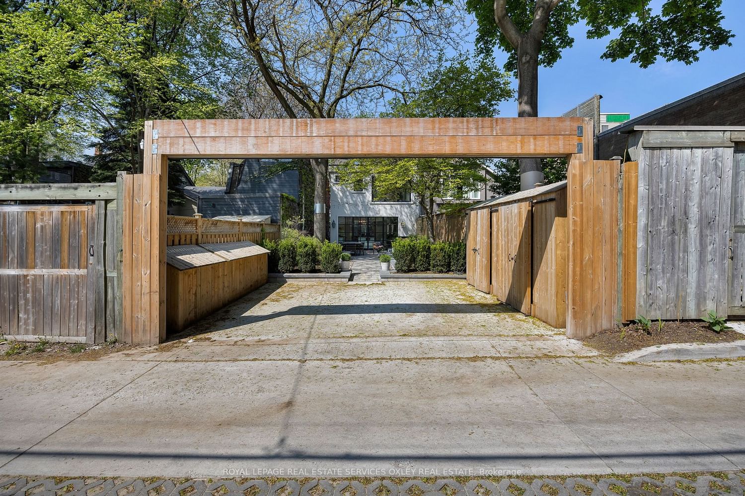 Listing Image 28
