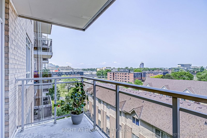 622 - 650 Lawrence Ave W, Toronto, M6A 3E8 | Image 3
