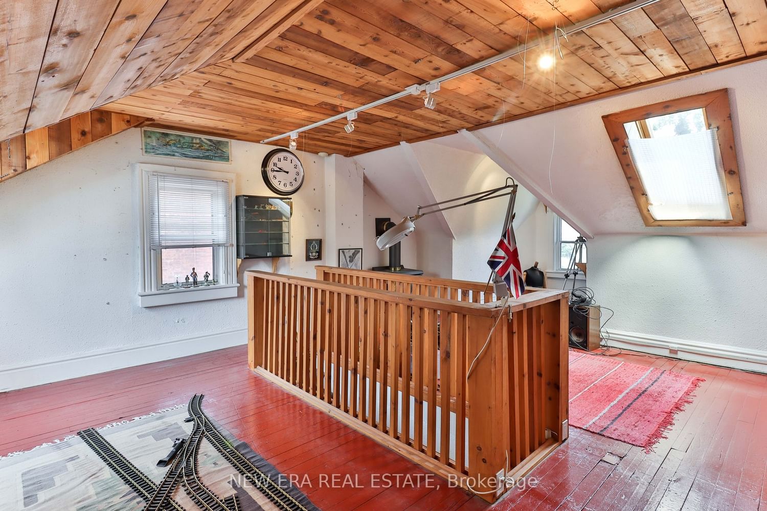 Listing Image 22