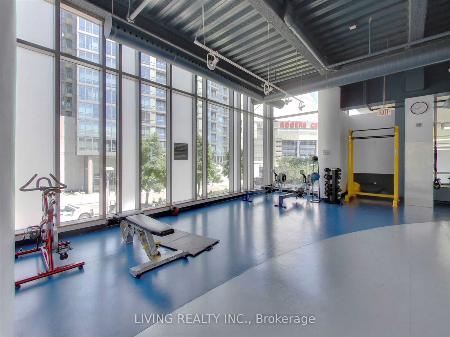 Listing Image 10