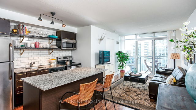 1624 - 38 Joe Shuster Way