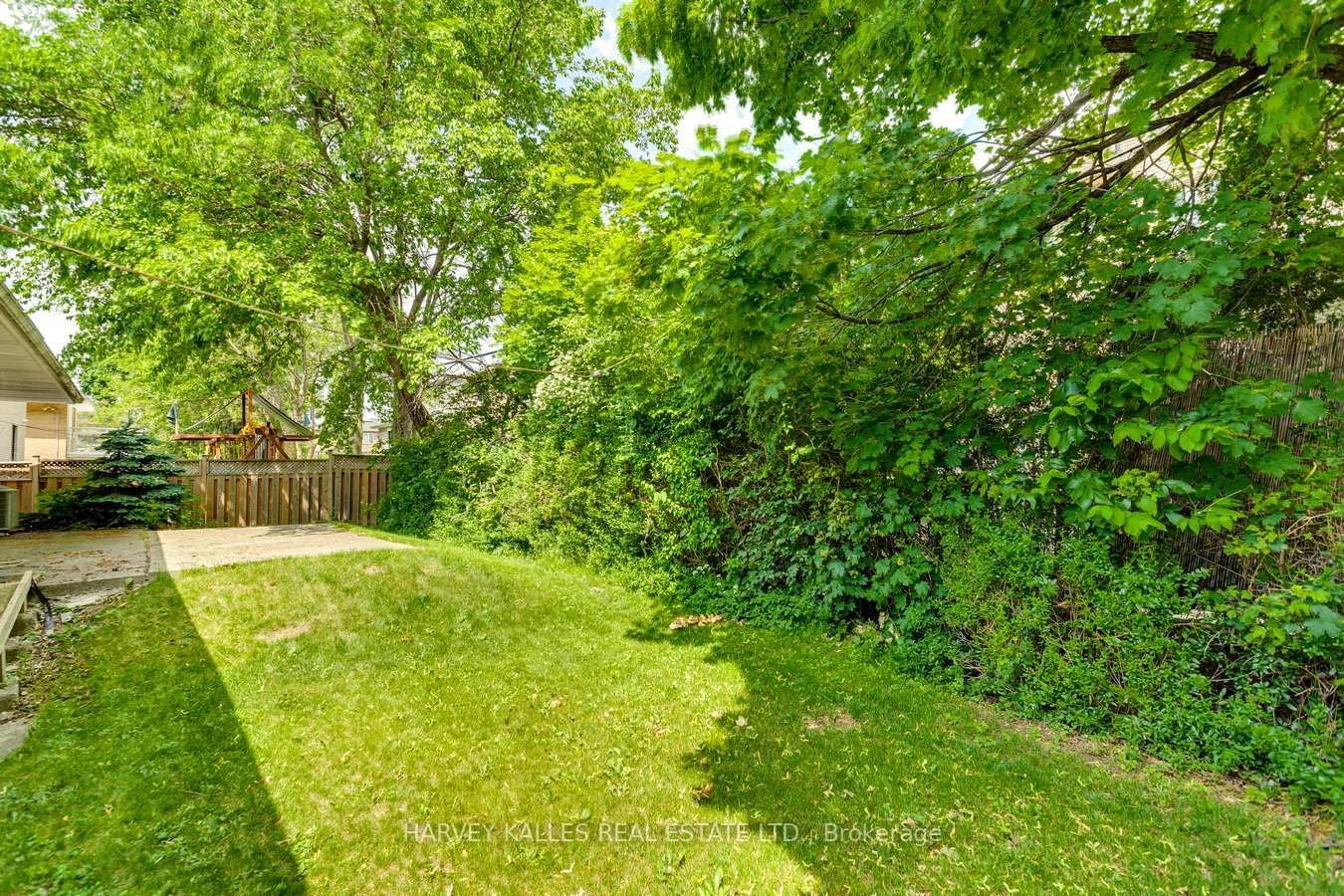 Listing Image 40