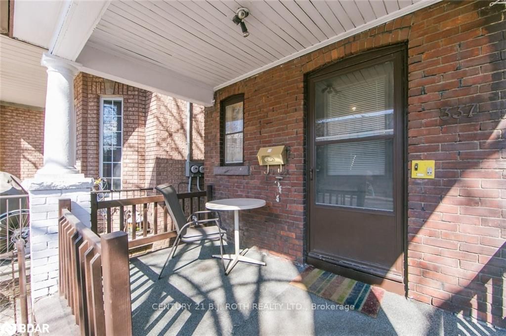 Listing Image 3