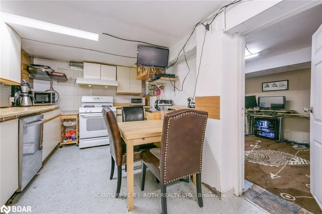 Listing Image 34