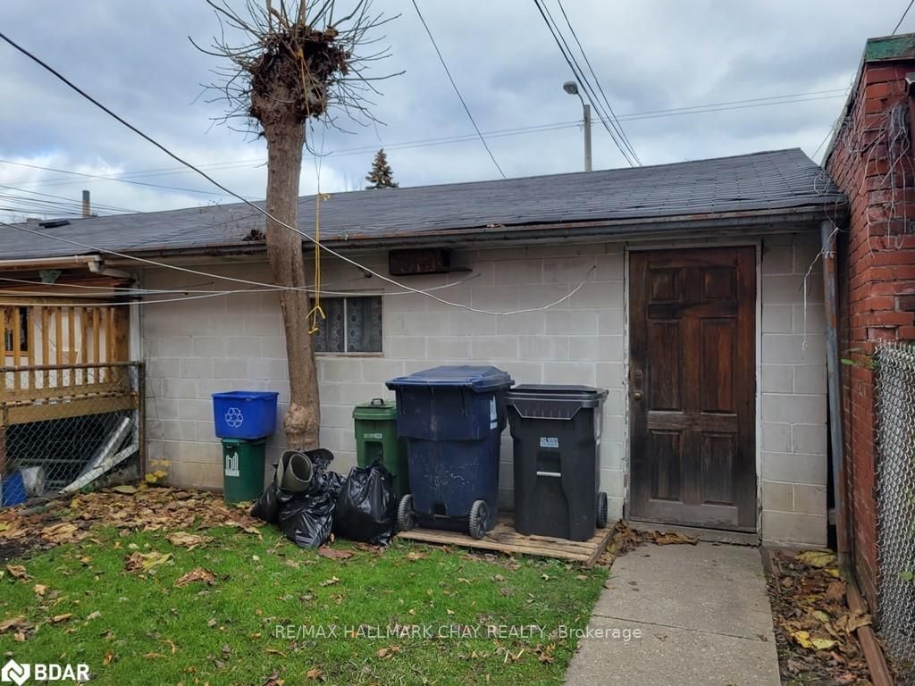 Listing Image 2