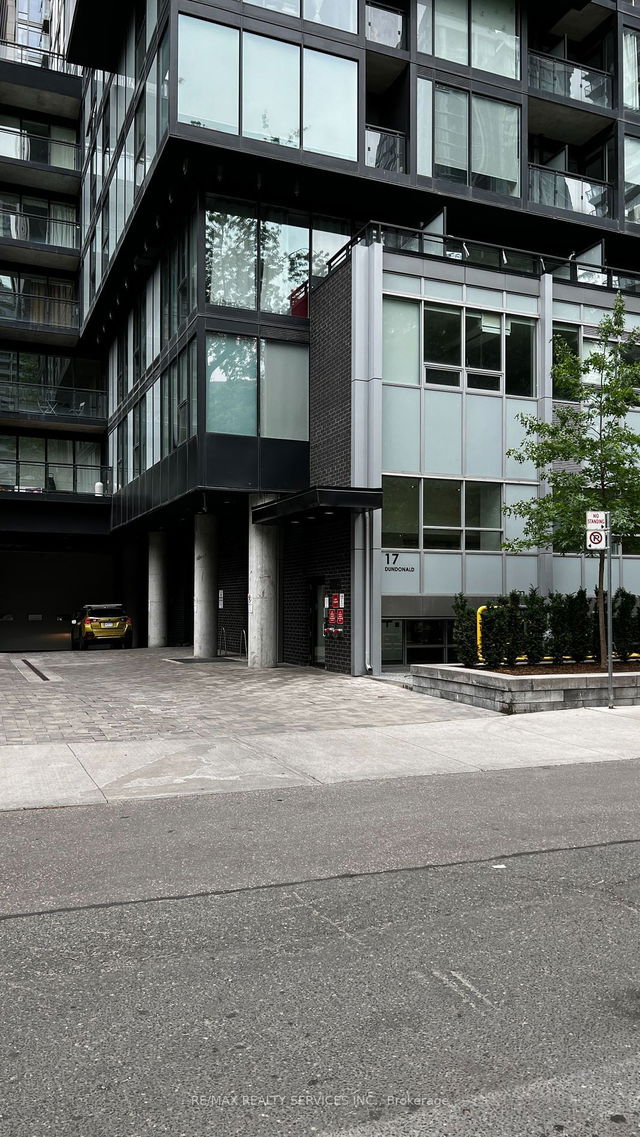 408 - 17 Dundonald Street