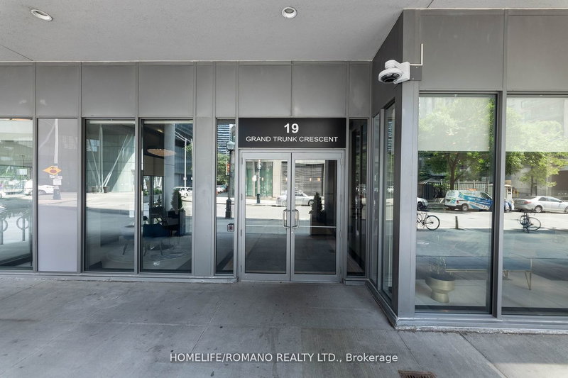 1202 - 19 Grand Trunk Cres, Toronto, M5J 3A3 | Image 3