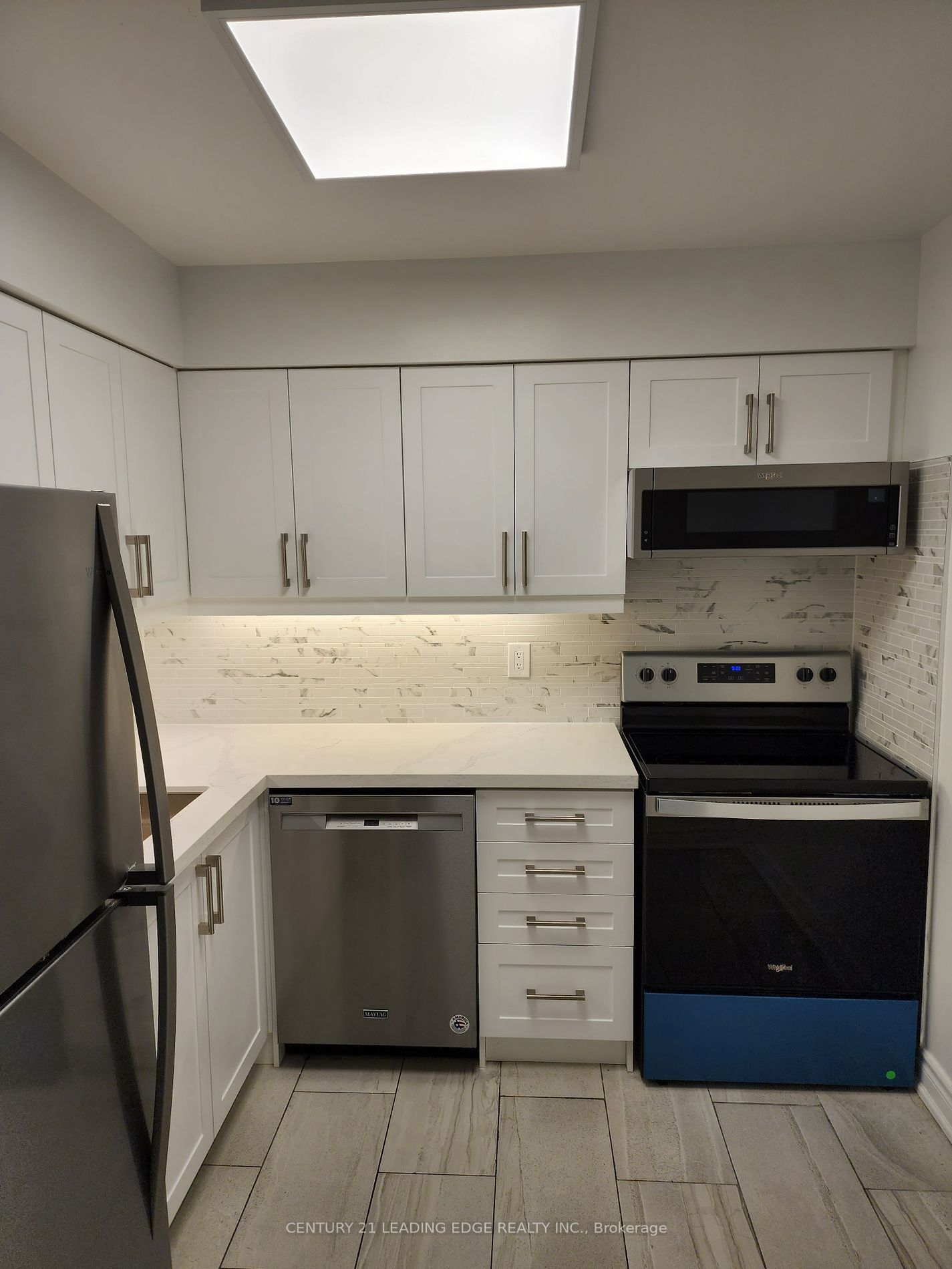 Listing Image 25