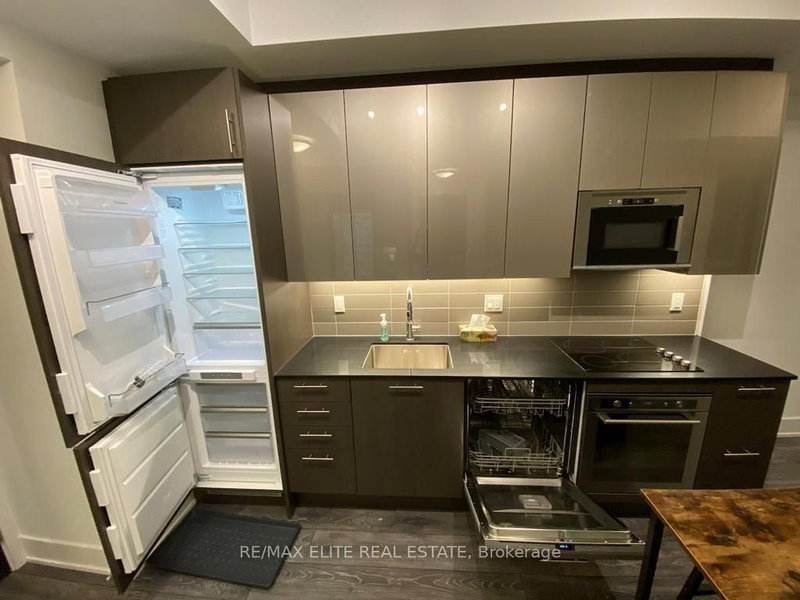 2611 - 403 Church St, Toronto, M4Y 0C9 | Image 3