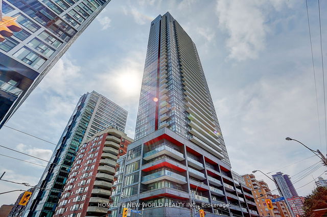 607 - 159 Dundas Street