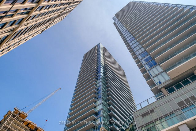 2711 Nt - 99 Broadway Avenue