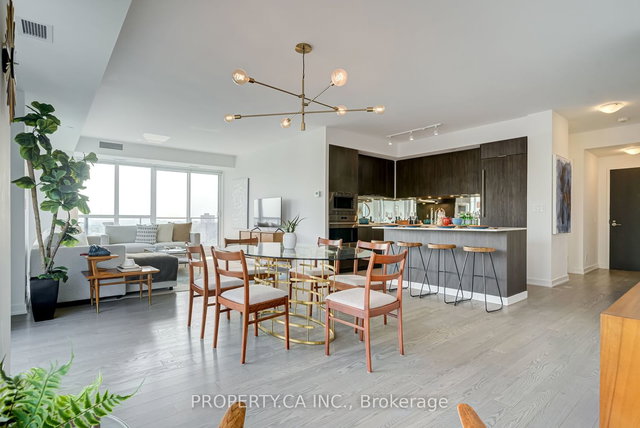 1701 - 609 Avenue Road