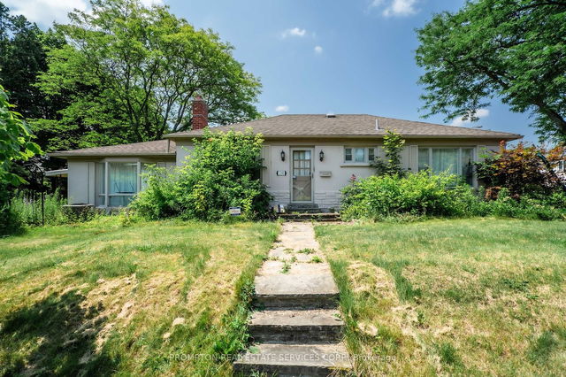 230 Lord Seaton Road