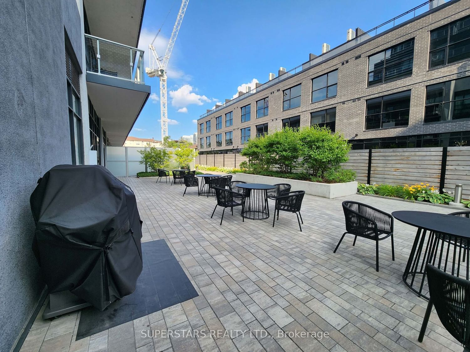 Listing Image 16