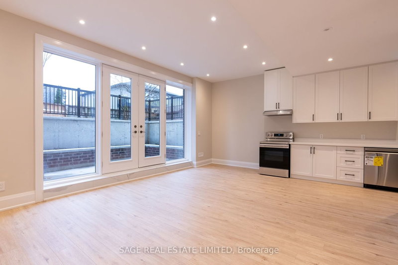 Lower - 185 Fairholme Ave, Toronto, M6B 2X5 | Image 2