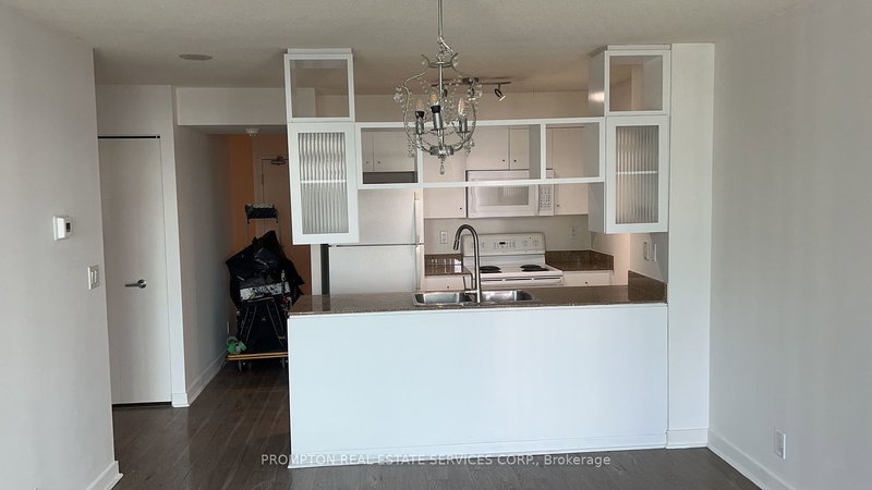 3308 - 397 Front St W, Toronto, M5V 3S1 | Image 2