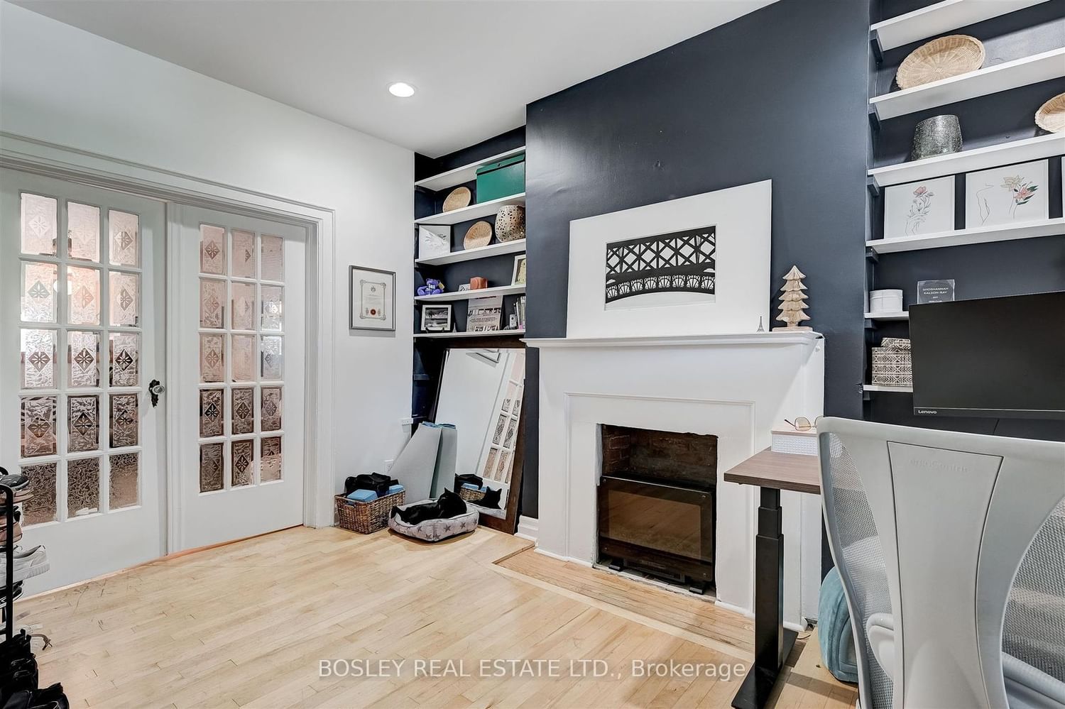 Listing Image 5