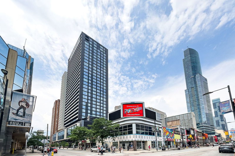 404 - 20 Edward St, Toronto, M5G 0C5 | Image 3