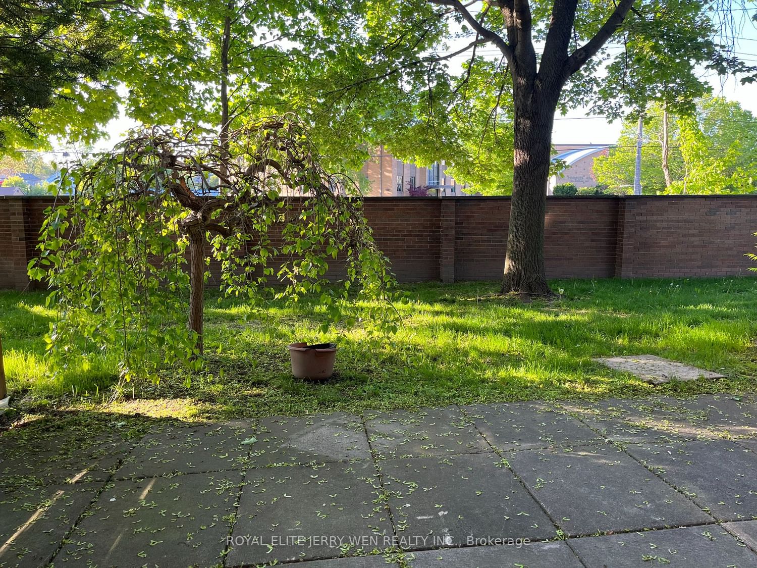 Listing Image 22