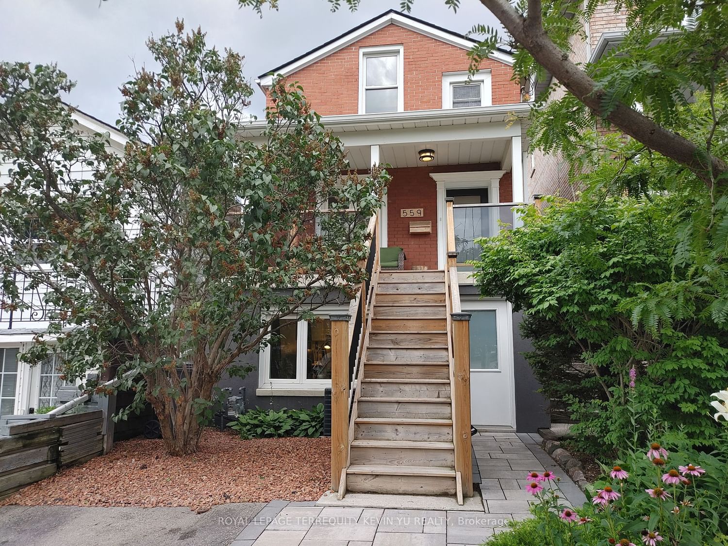 Detached House sold at 559 Northcliffe Boulevard, Toronto, Oakwood Village, M6E 3L6 - MLS: C6660844