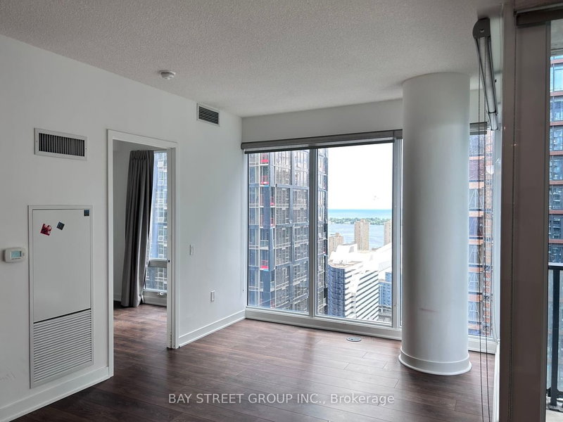 4002 - 125 Blue Jays Way, Toronto, M5V 0N5 | Image 2
