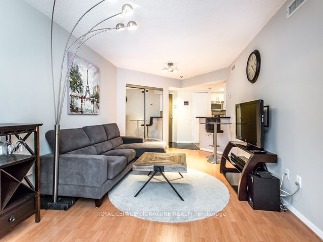 Room1