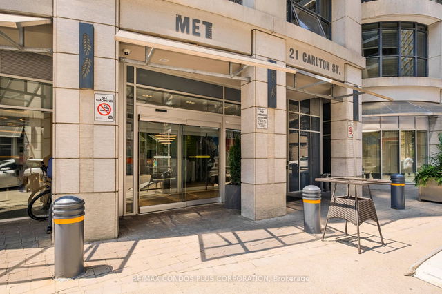 2010 - 21 Carlton Street