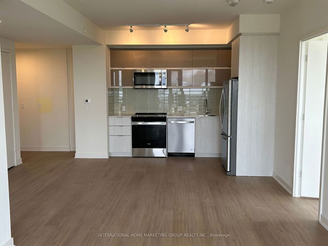 1702 - 10 Deerlick Court