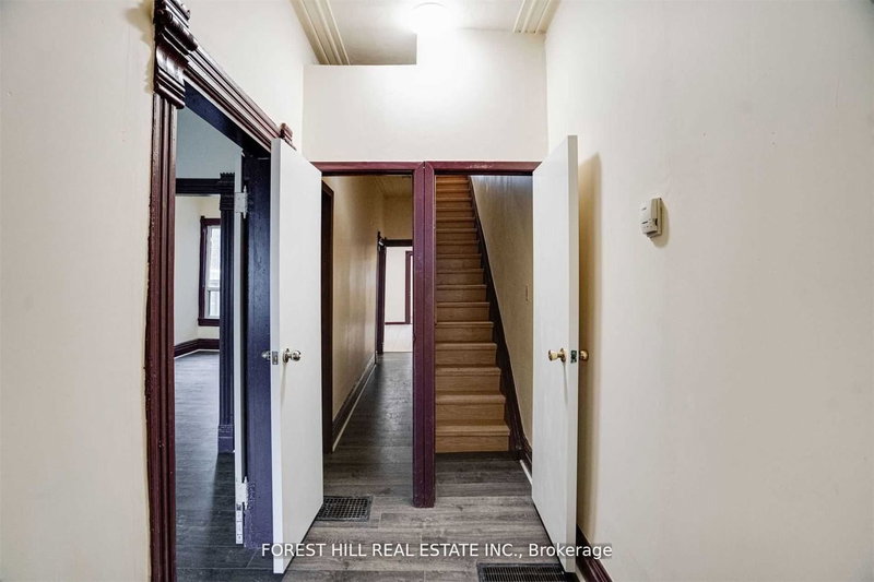 288 Ossington Ave, Toronto, M6J 3A3 | Image 3