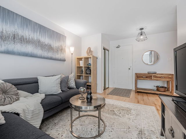 #3 - 46 Three Valleys Drive