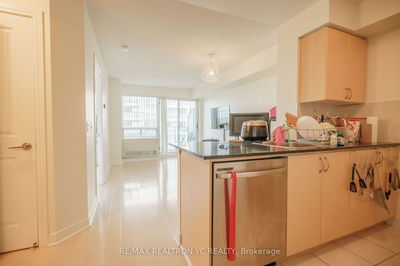 Unit 1909 — 35 Bales Ave, Toronto - Willowdale East image-0-1