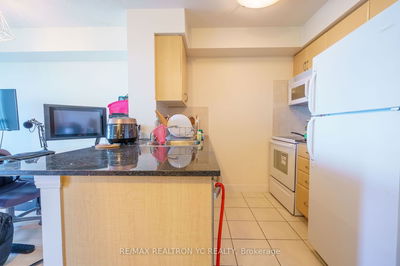 Unit 1909 — 35 Bales Ave, Toronto - Willowdale East image-0-3