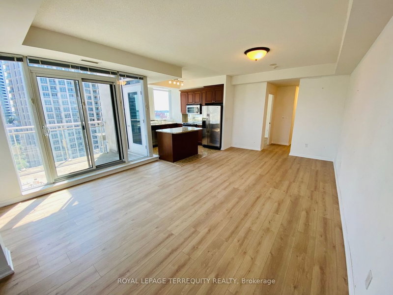 1608 - 628 Fleet St, Toronto, M5V 1A8 | Image 3