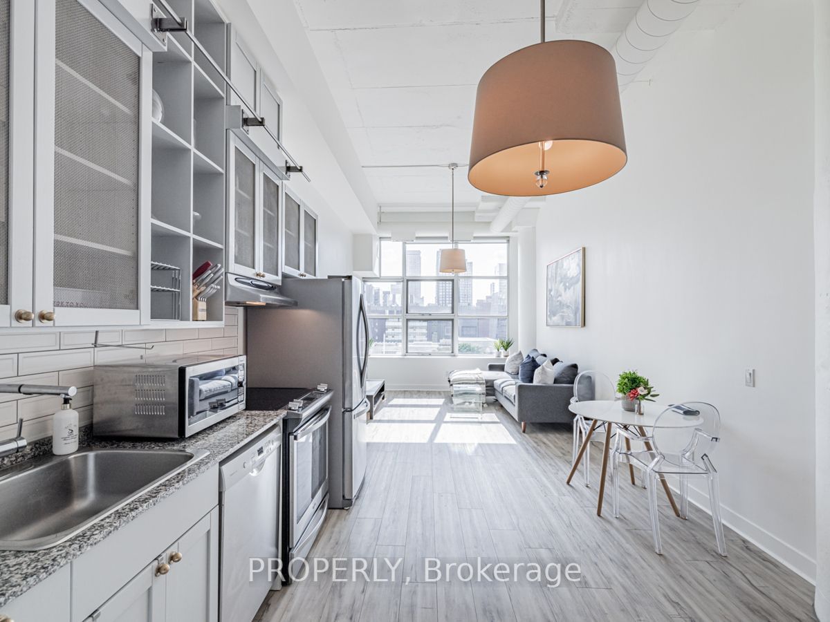 Listing Image 3