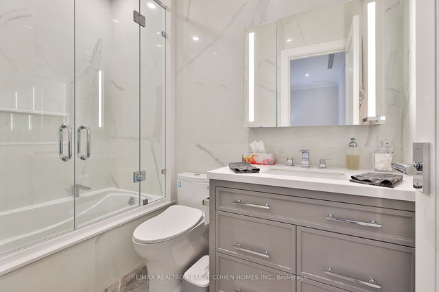 3 - 377 Spadina Road