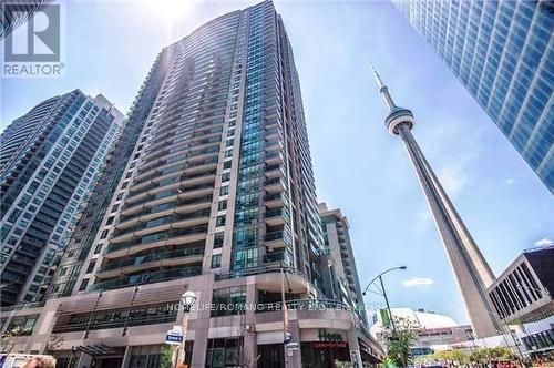 1202 - 19 Grand Trunk Crescent