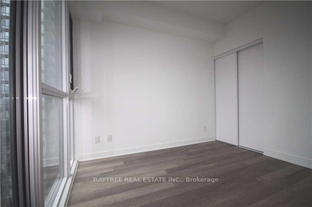 2709 - 290 Adelaide St W, Toronto, M5V 0P3 | Image 3