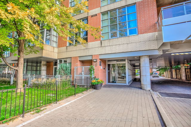 609 - 19 Brant Street