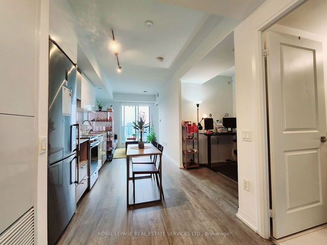 2315 - 251 Jarvis Street