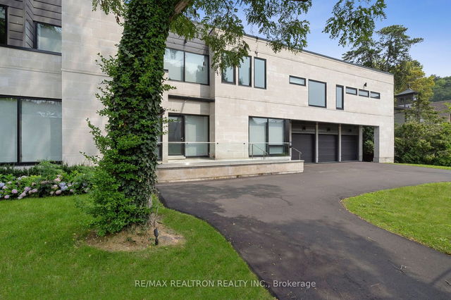18 Green Valley Road