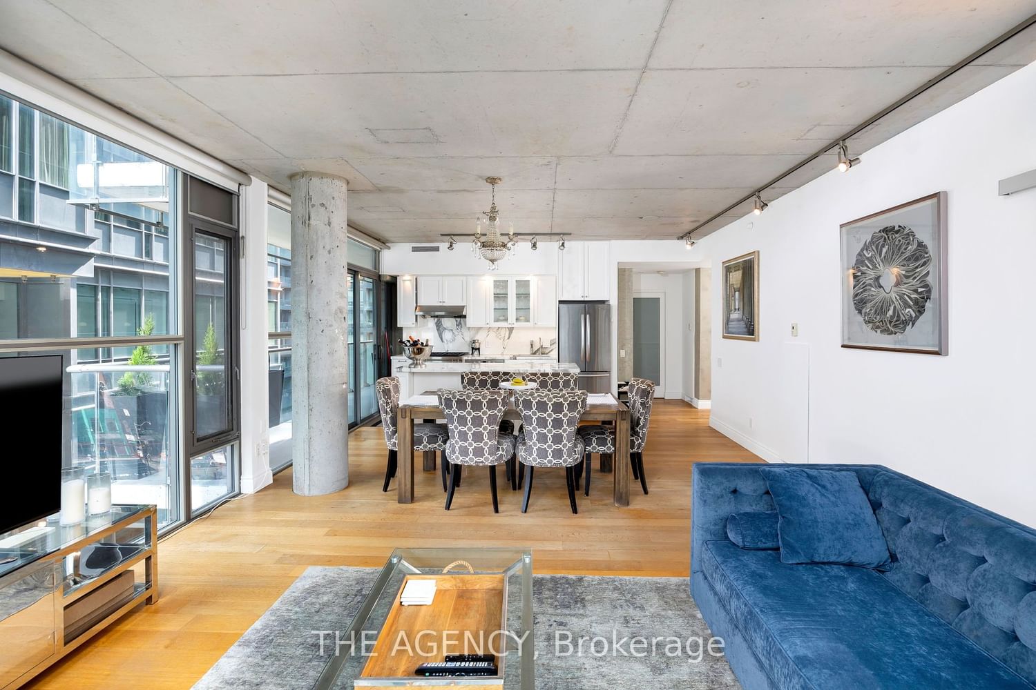 Listing Image 12