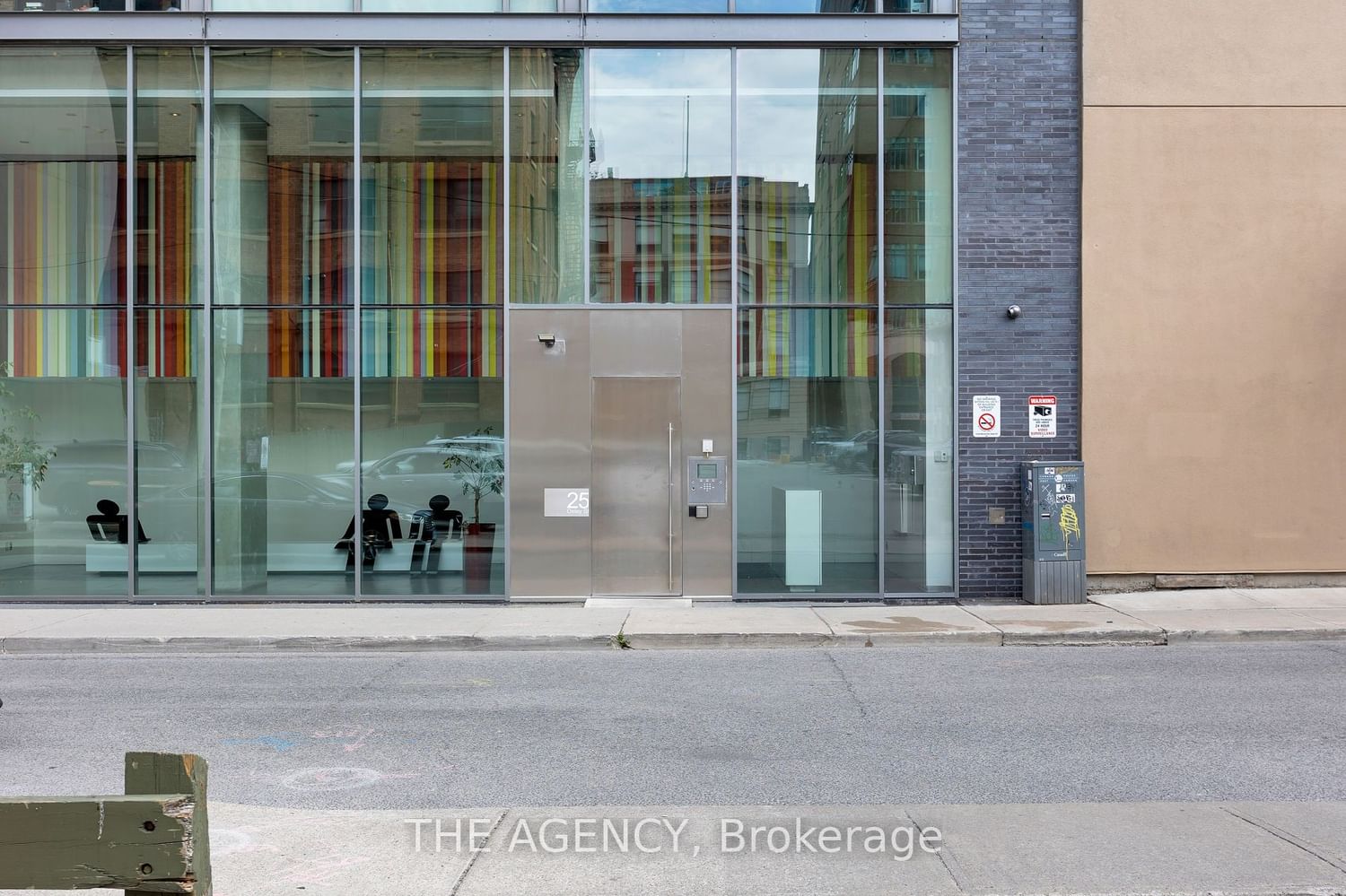 Listing Image 3