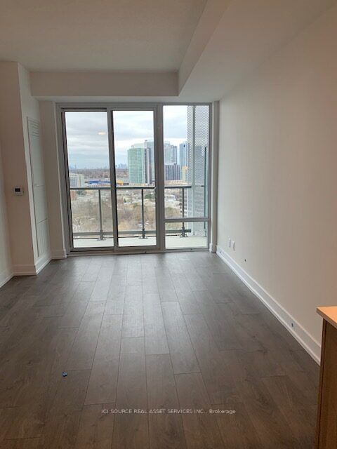1833 - 25 Adra Grado Way