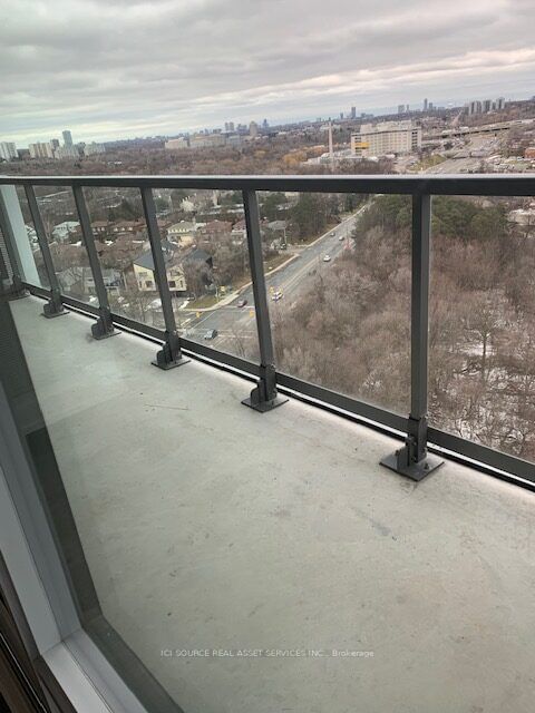 1833 - 25 Adra Grado Way